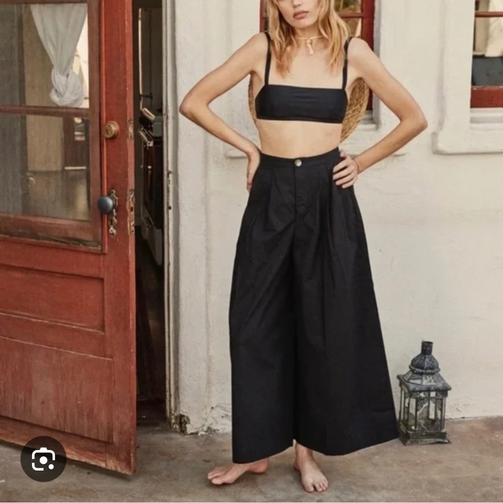 Dôen wide leg black pant size 2